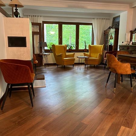 Lesna Residence & Spa Пиш Екстериор снимка
