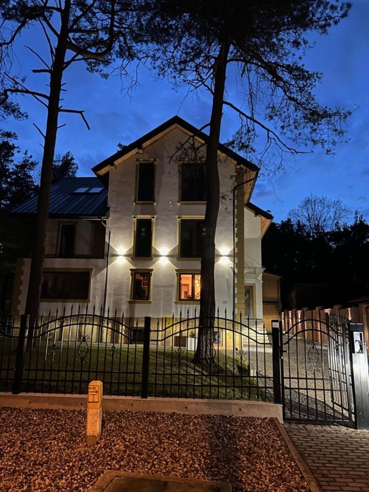 Lesna Residence & Spa Пиш Екстериор снимка